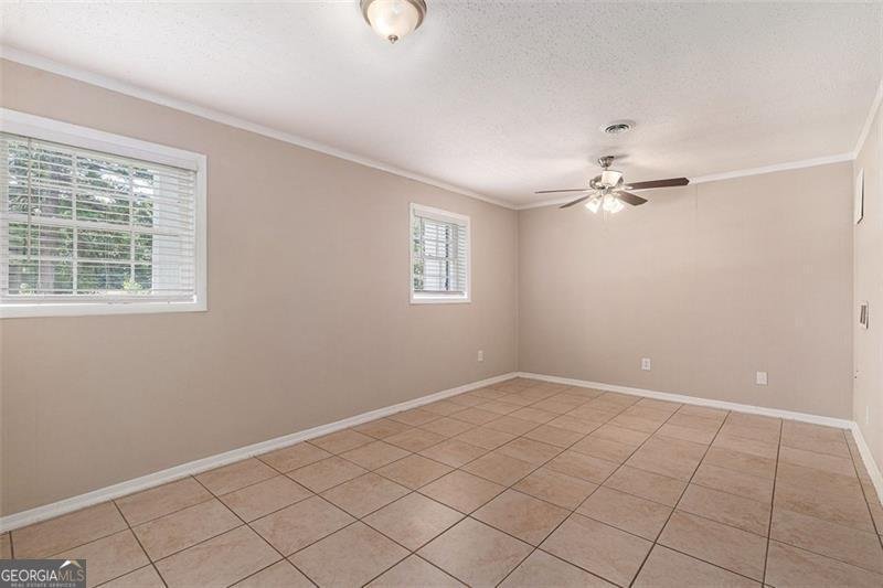 2946 CARRIAGE Lane Atlanta - 1