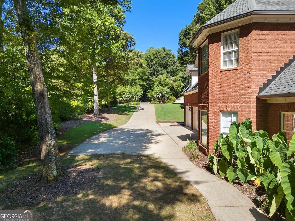 1156 Lexington Ridge Road Hoschton - 53