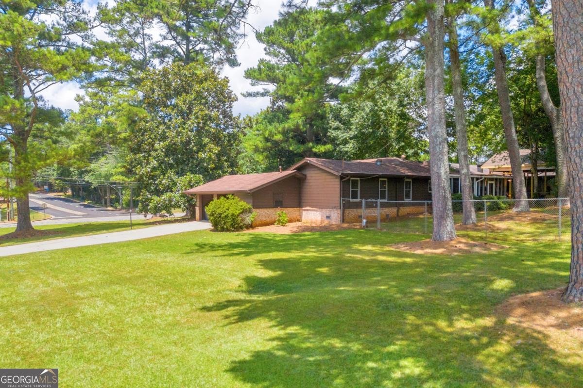 3102 CLAIBORNE Drive Duluth - 26