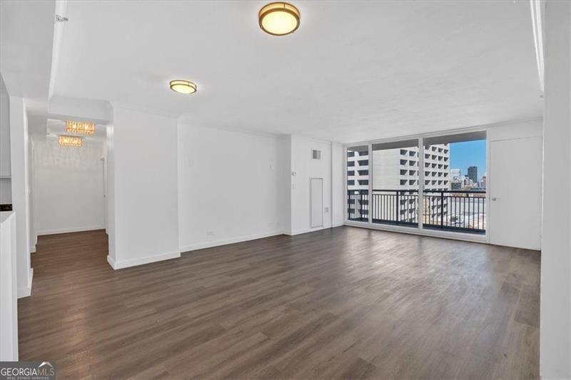 620 PEACHTREE Street Atlanta - 17