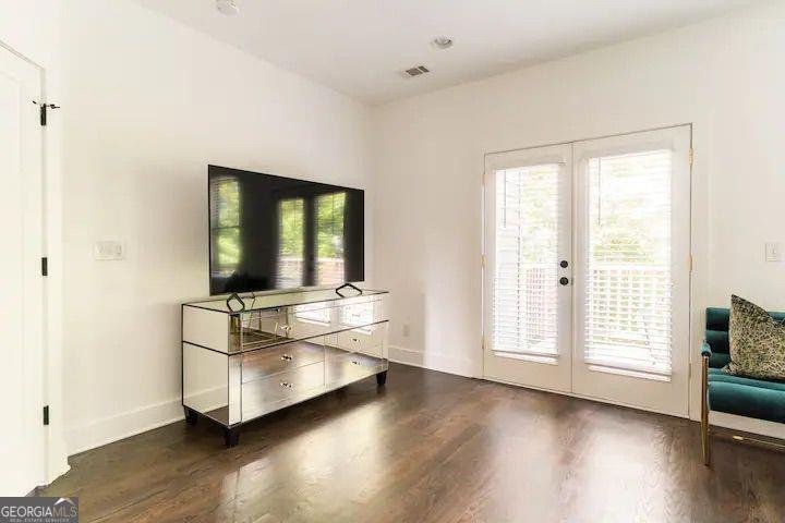 1560 NEW ATLANTA - 44
