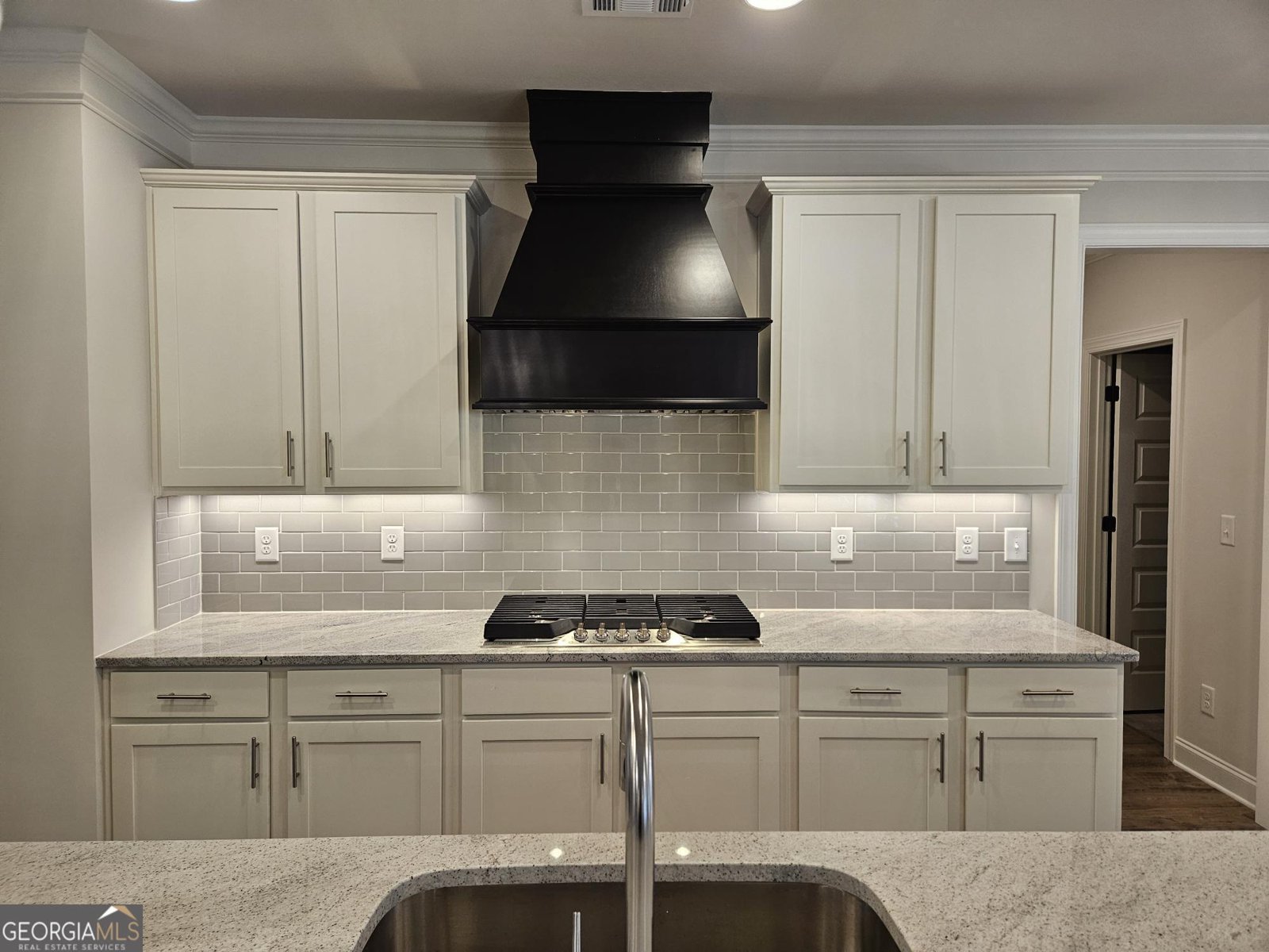 454 Banff Drive Winder - 10