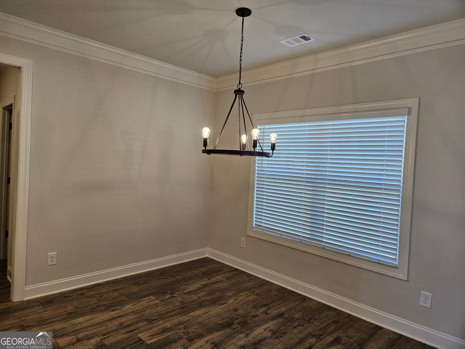 454 Banff Drive Winder - 14