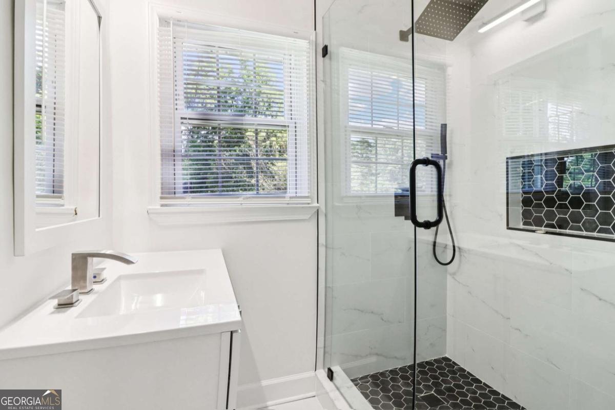 914 Clay Road Mableton - 3