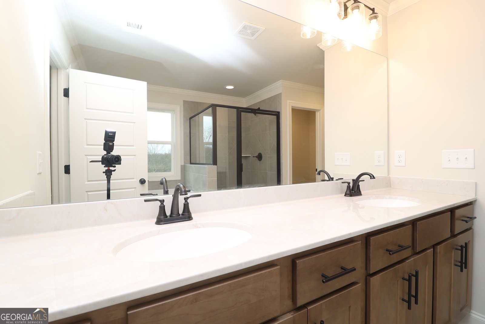 284 Macewan Circle Winder - 24