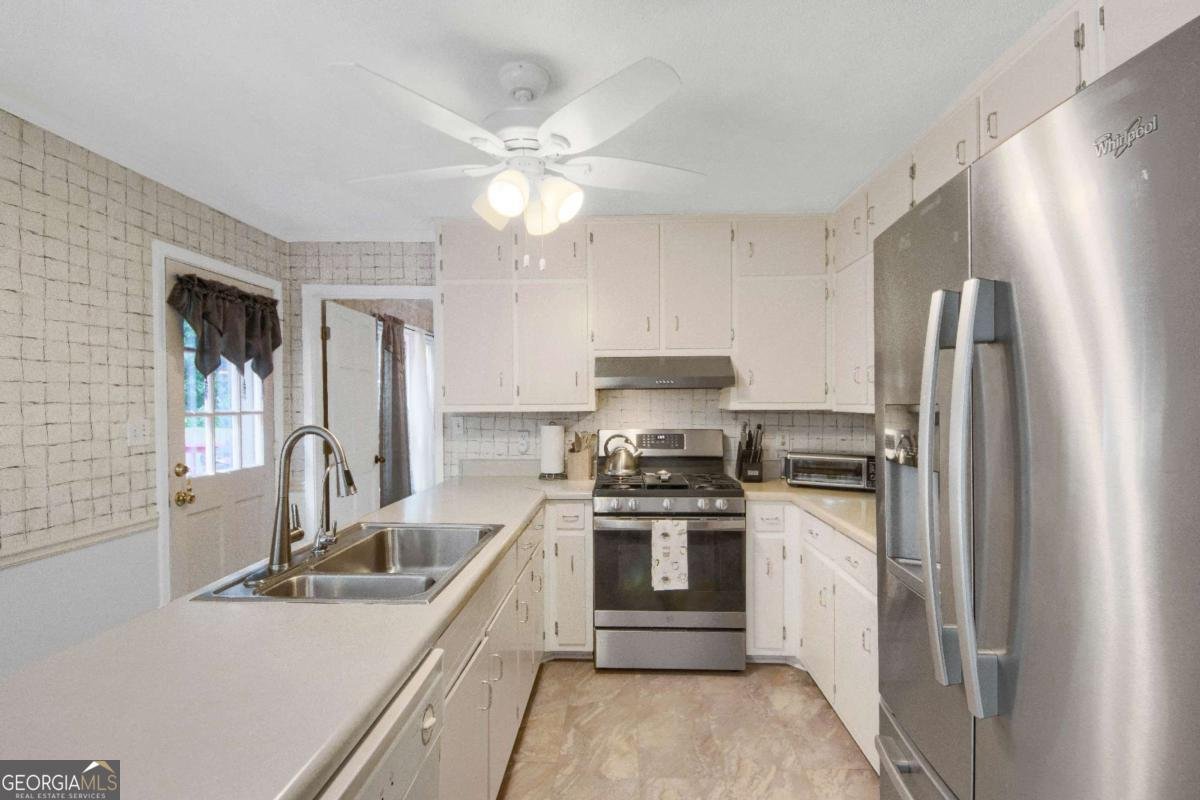 3866 Teresa Terrace Lilburn - 13