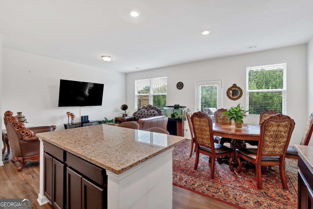 6528 MOUNTAIN HOME Way Mableton - 1