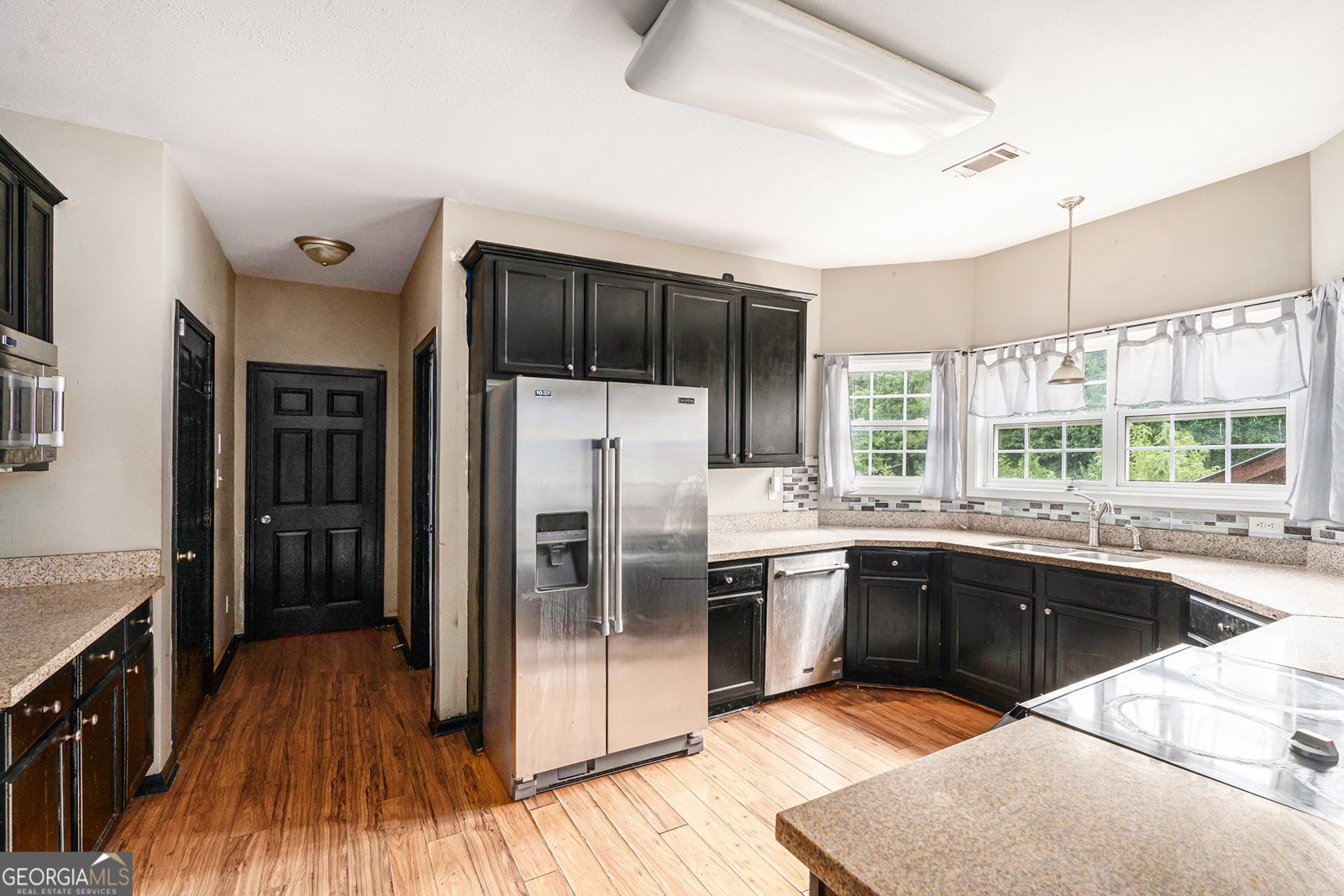 284 Valley Way Hampton - 10