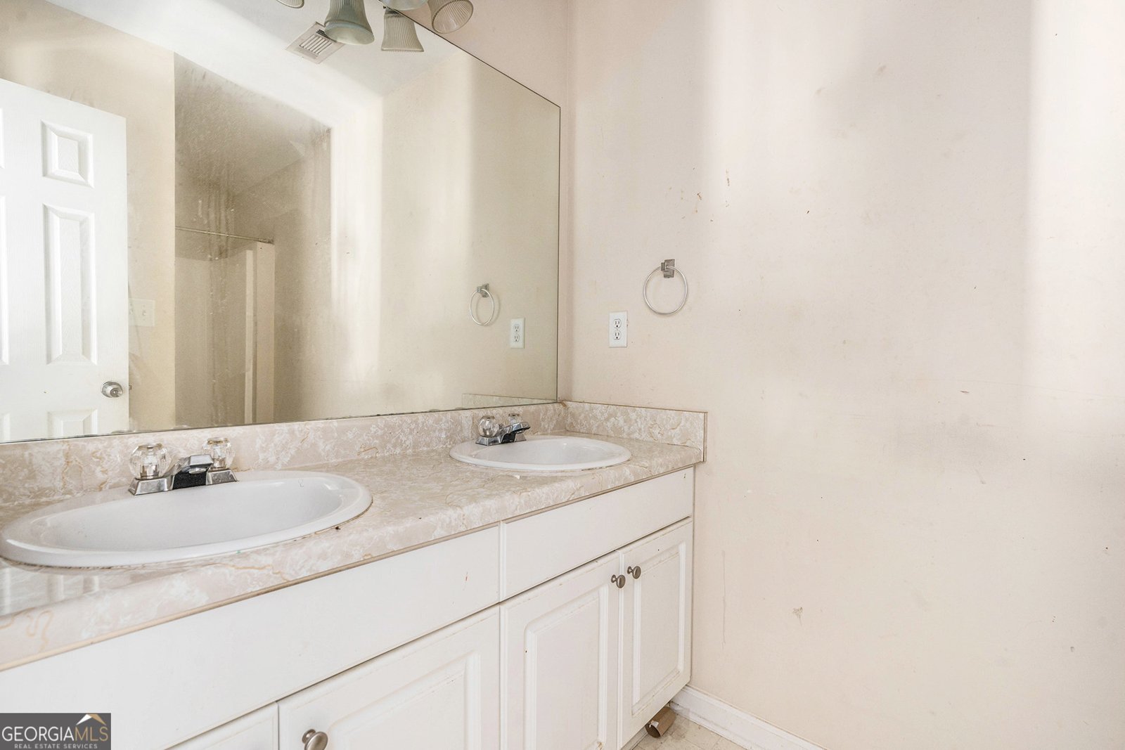 284 Valley Way Hampton - 28
