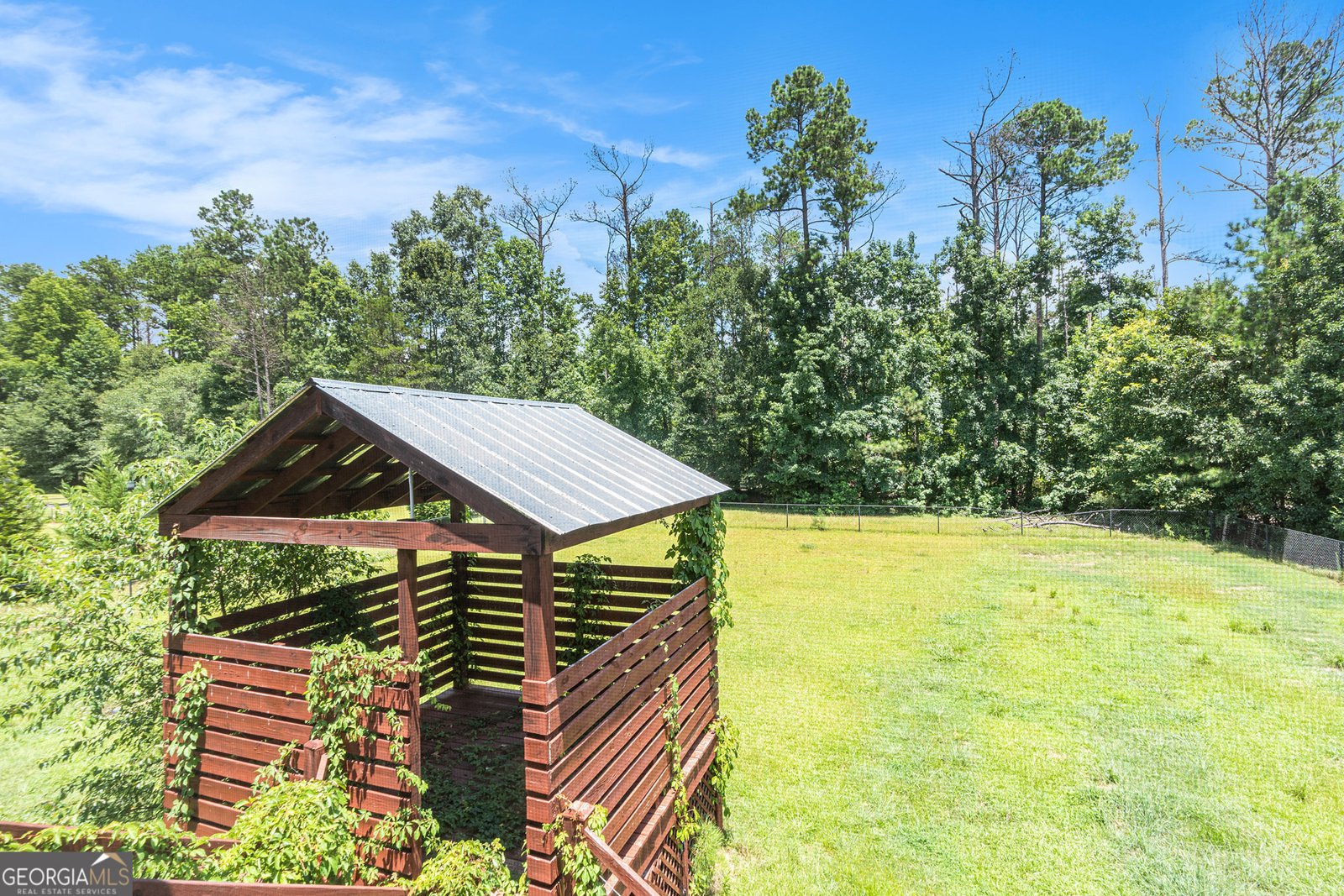 284 Valley Way Hampton - 35