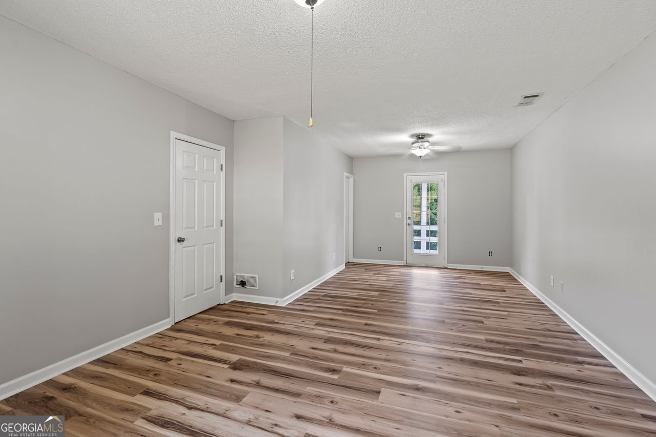 250 CEDAR HOLLOW Drive Talmo - 18