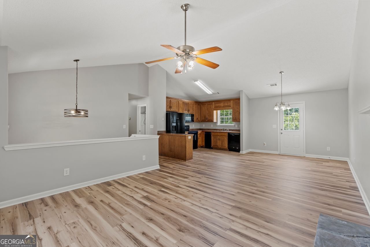 250 CEDAR HOLLOW Drive Talmo - 2