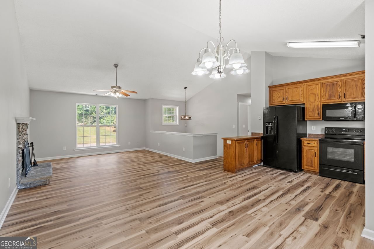 250 CEDAR HOLLOW Drive Talmo - 4