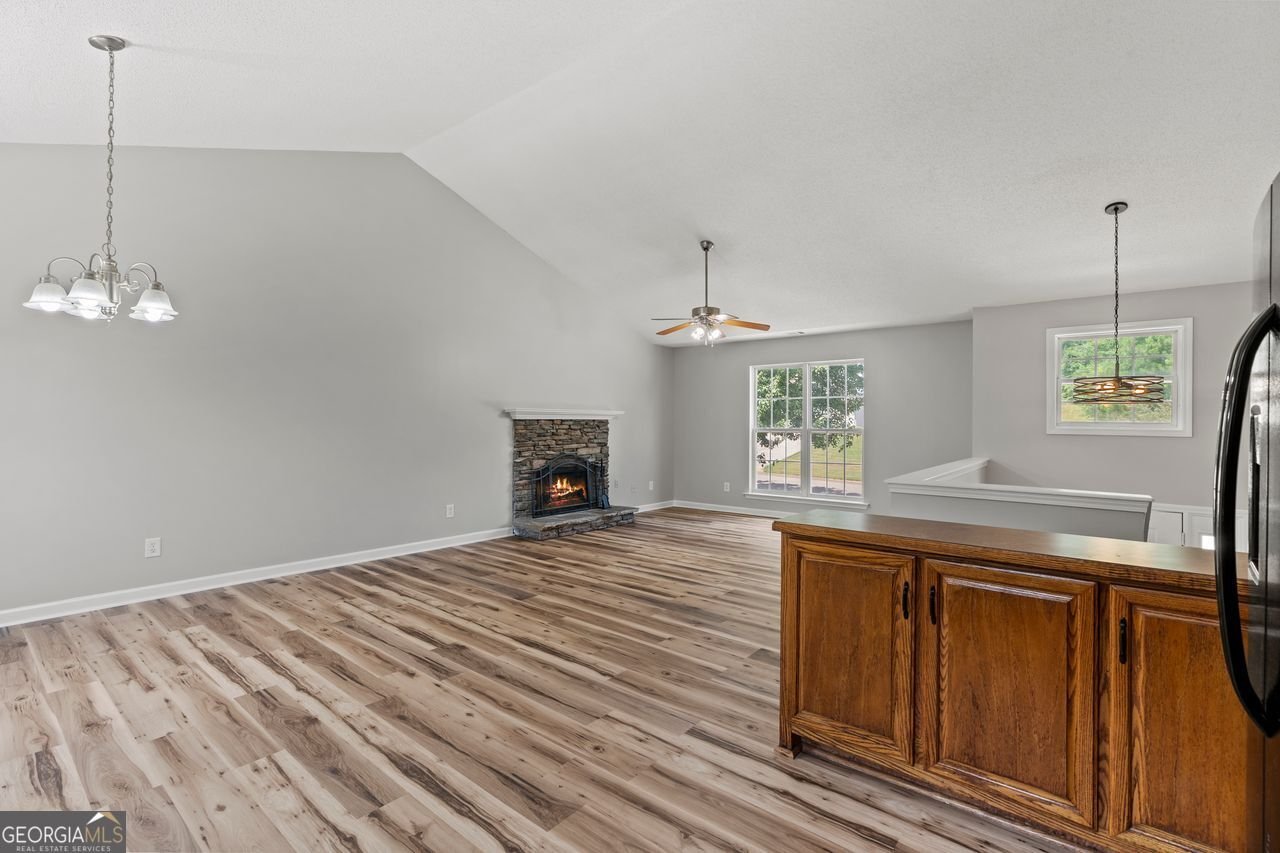 250 CEDAR HOLLOW Drive Talmo - 5