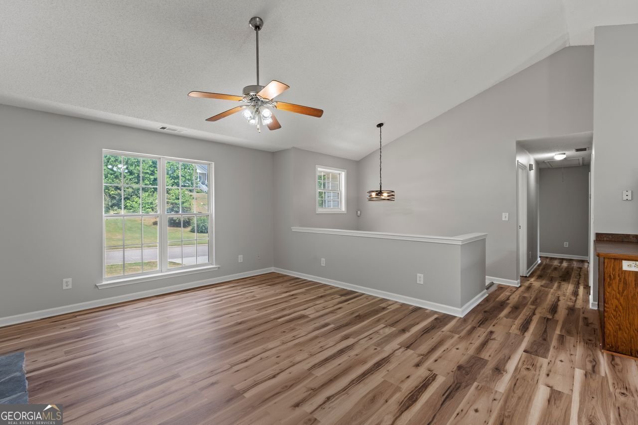 250 CEDAR HOLLOW Drive Talmo - 7