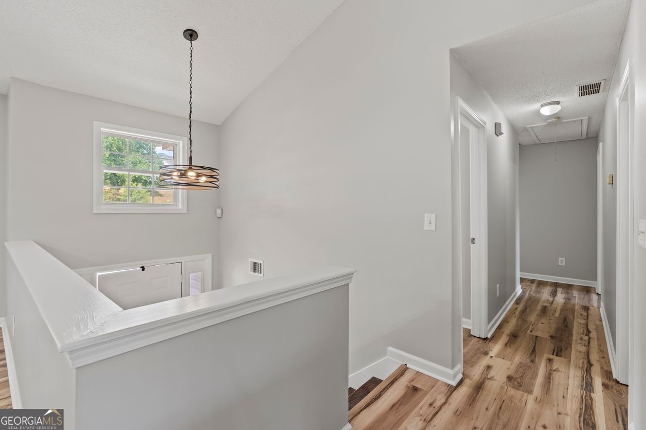 250 CEDAR HOLLOW Drive Talmo - 8