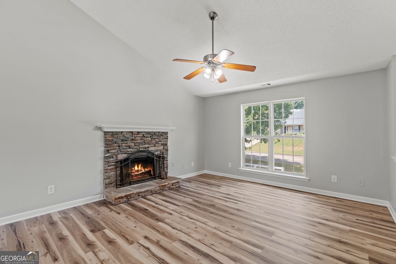 250 CEDAR HOLLOW Drive Talmo - 9