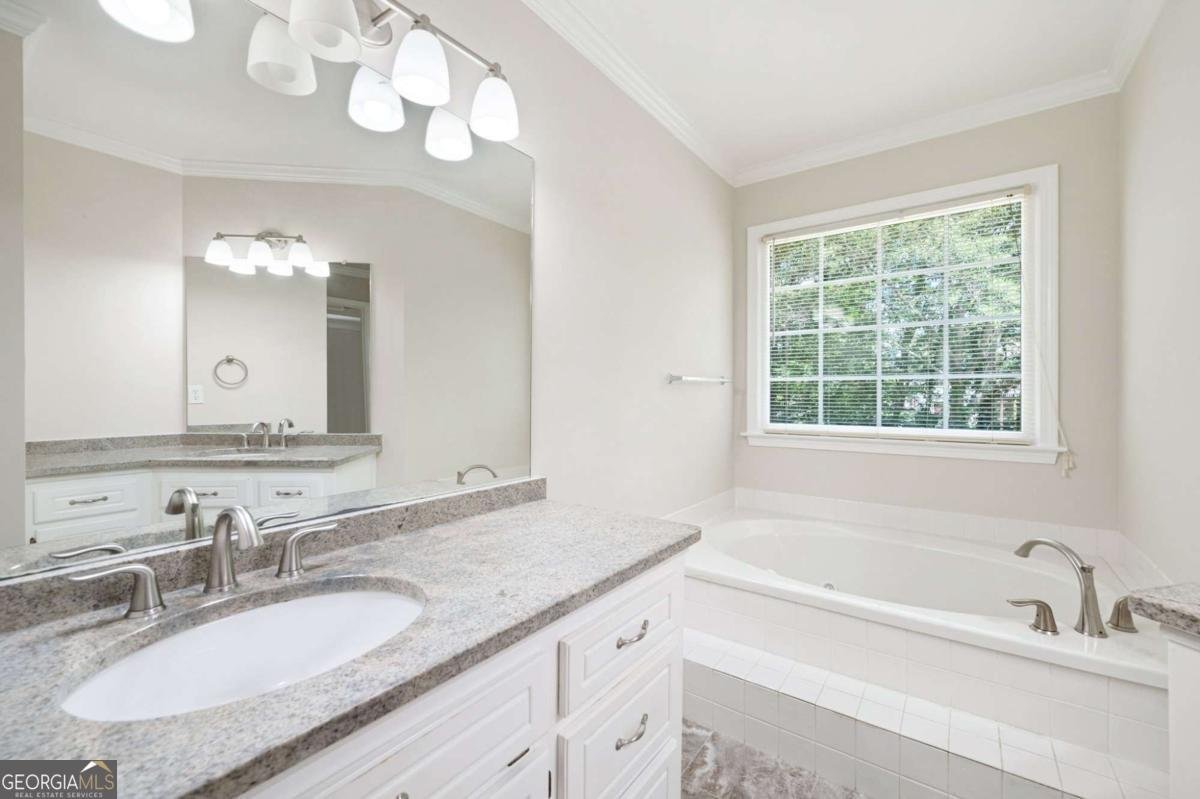 505 MATTHEW Drive Canton - 17