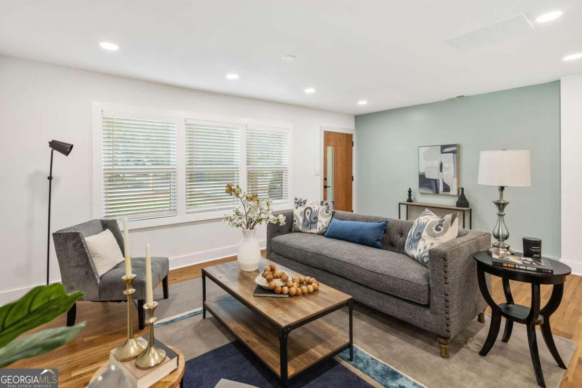 2736 Claire Terrace Decatur - 4