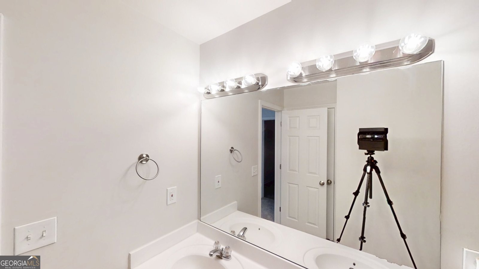 2115 Vistoria Drive Cumming - 11
