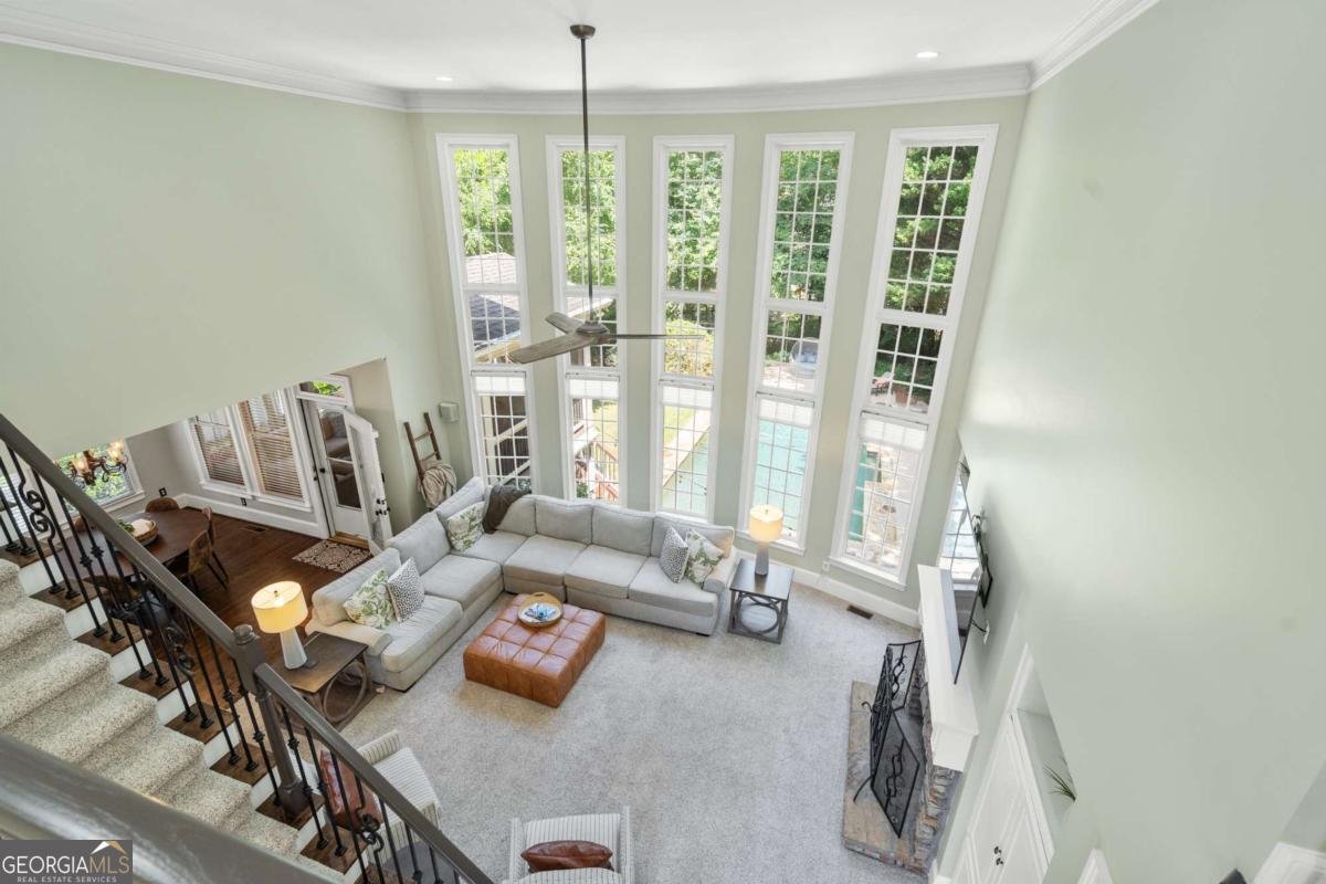 1035 Autumn Close Milton - 23