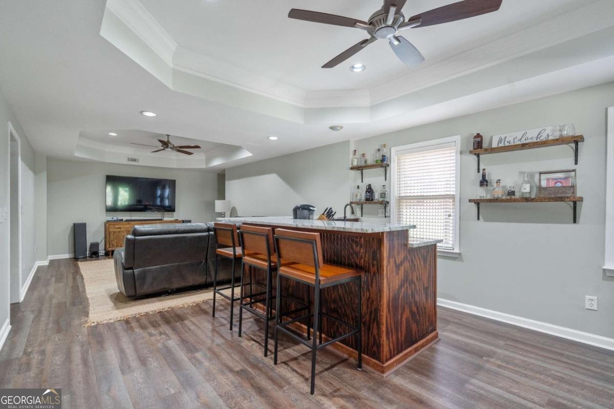 1035 Autumn Close Milton - 37
