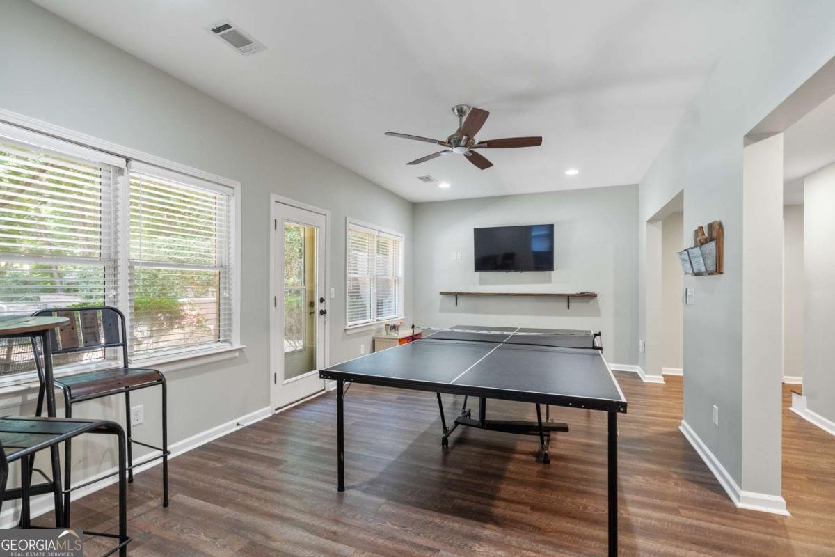 1035 Autumn Close Milton - 41
