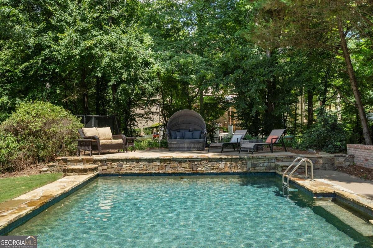 1035 Autumn Close Milton - 46