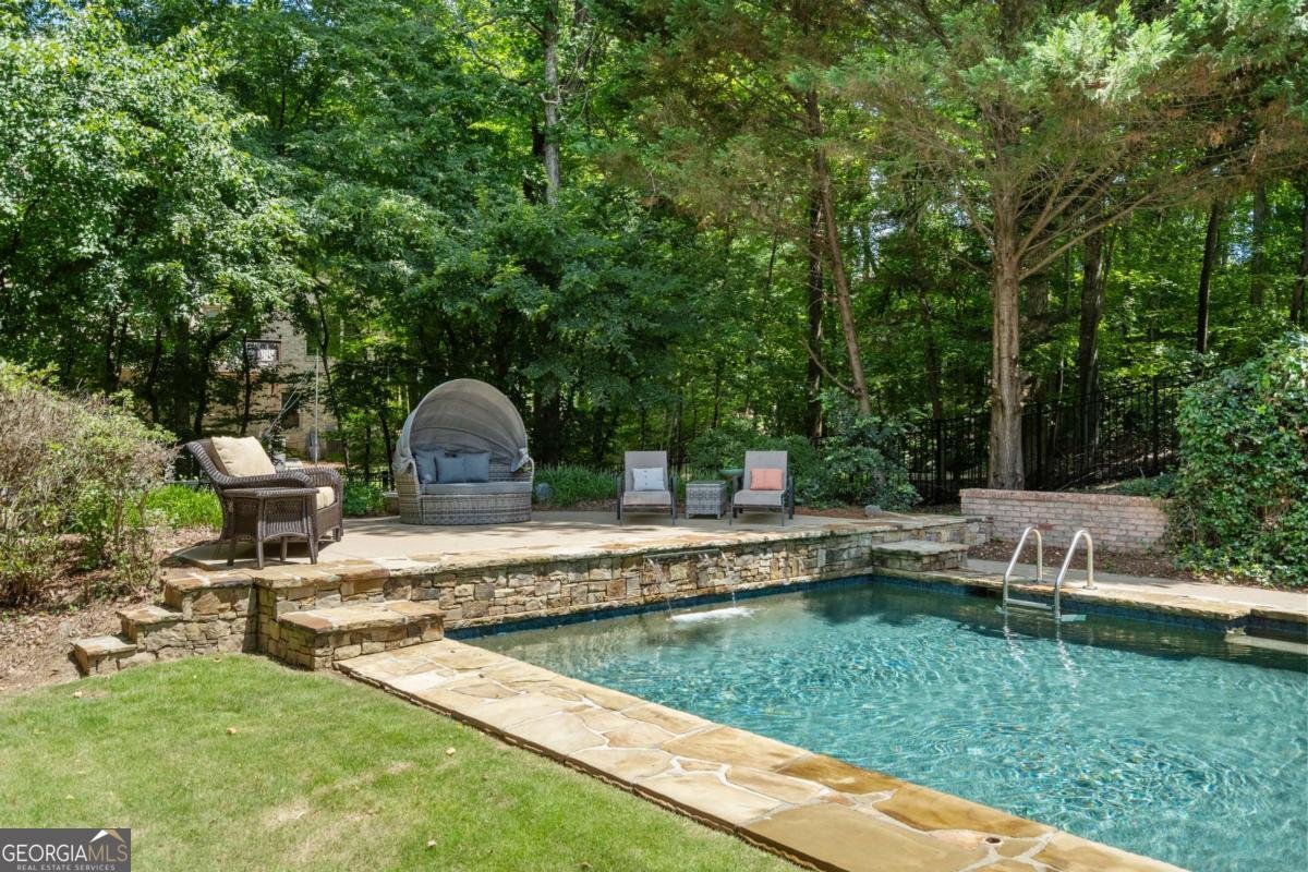 1035 Autumn Close Milton - 48