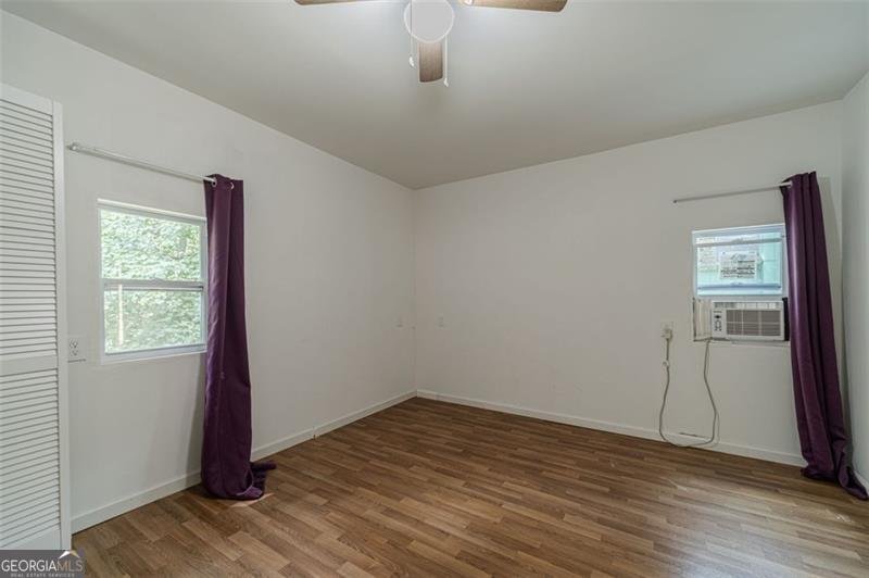 3872 TREE BARK Snellville - 34