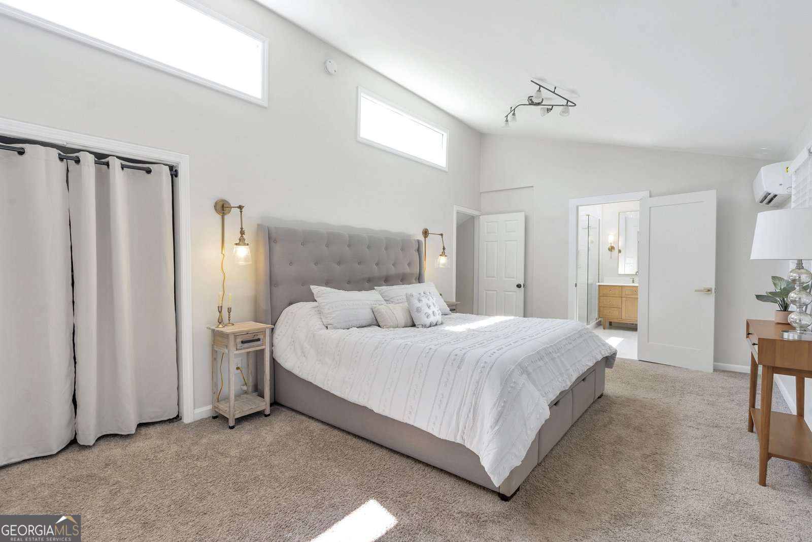 32 4th Avenue Atlanta - 29