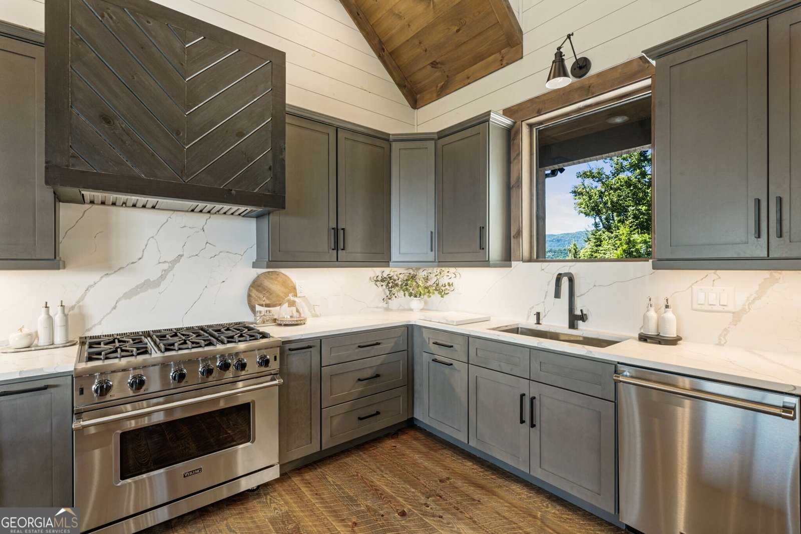 462 Overlook Drive Blue Ridge - 29