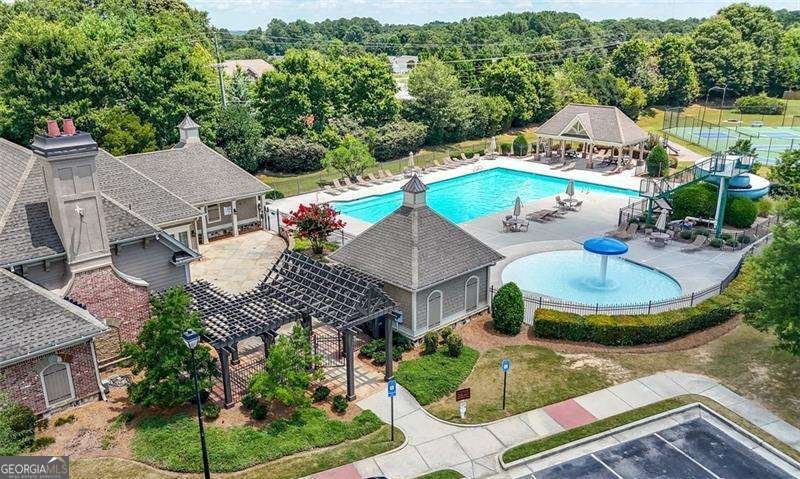 204 MISTY GROVE Drive Loganville - 35