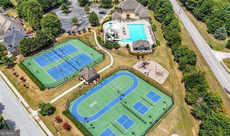 204 MISTY GROVE Drive Loganville - 37