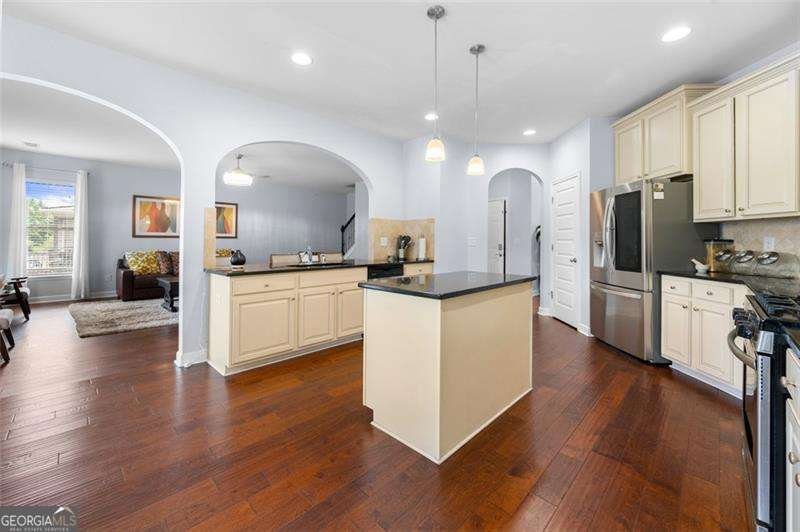 204 MISTY GROVE Drive Loganville - 7