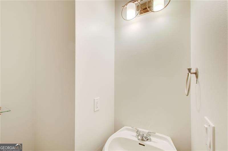 6426 Crown Forest Court Mableton - 12