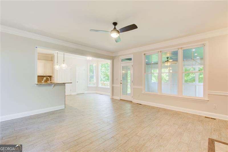 6426 Crown Forest Court Mableton - 4