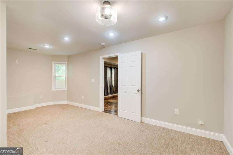 6426 Crown Forest Court Mableton - 45