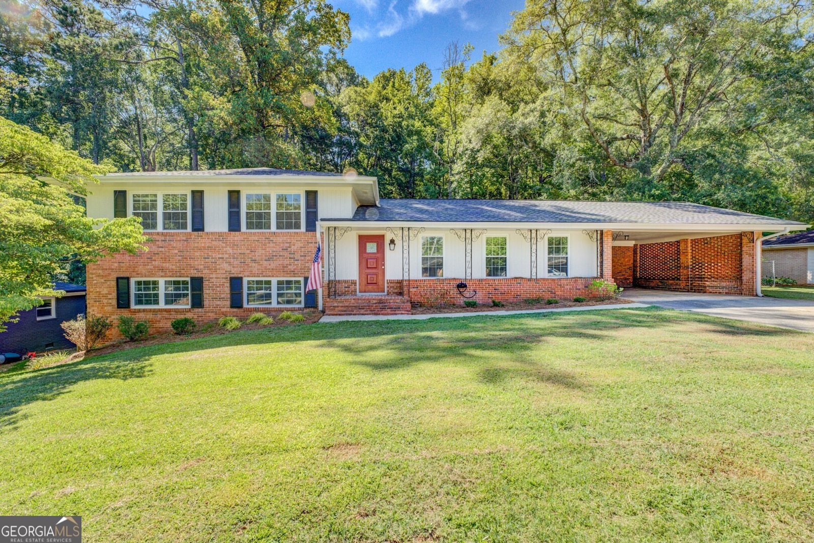 5257 Pinecrest Drive Covington - 1