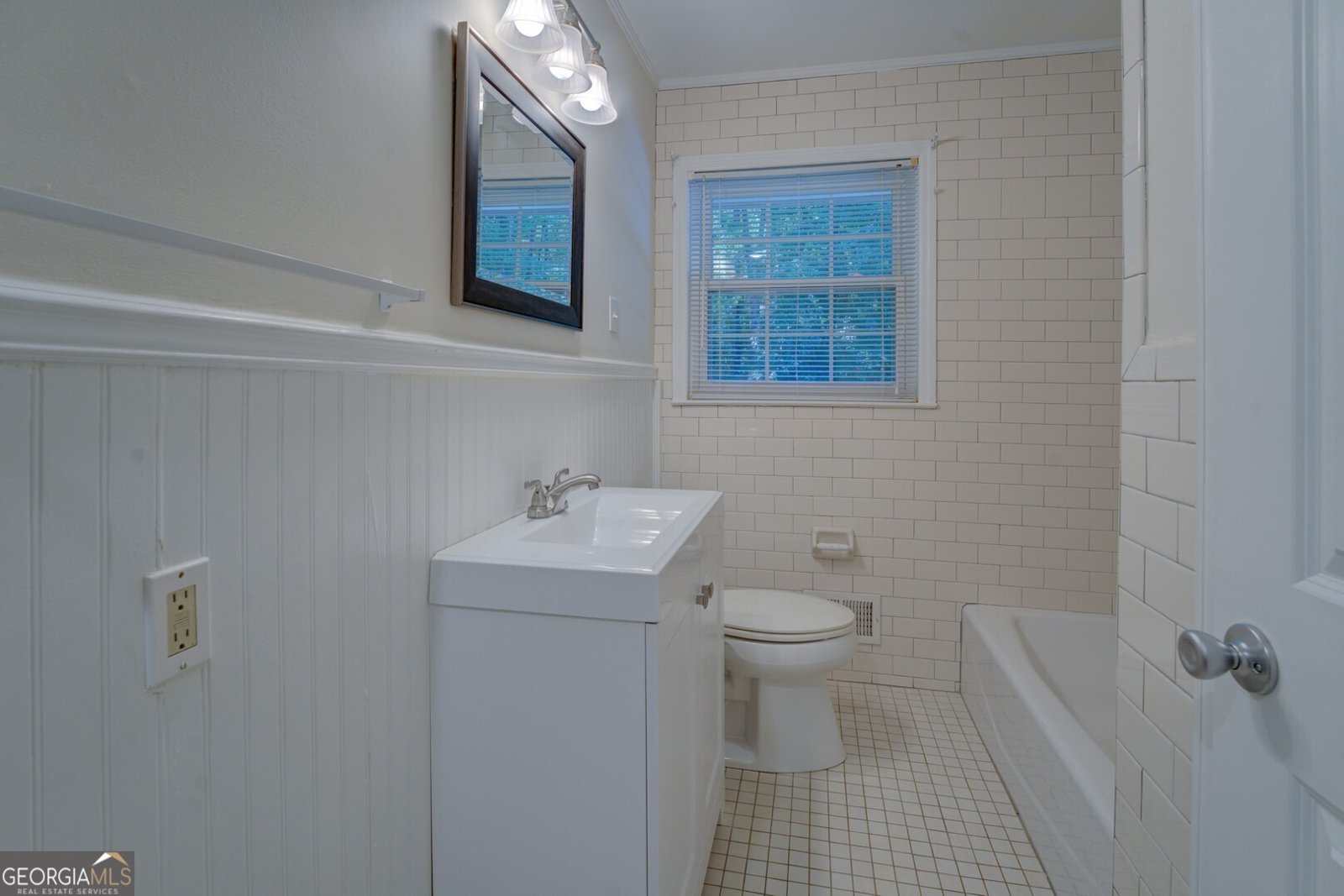 5257 Pinecrest Drive Covington - 22