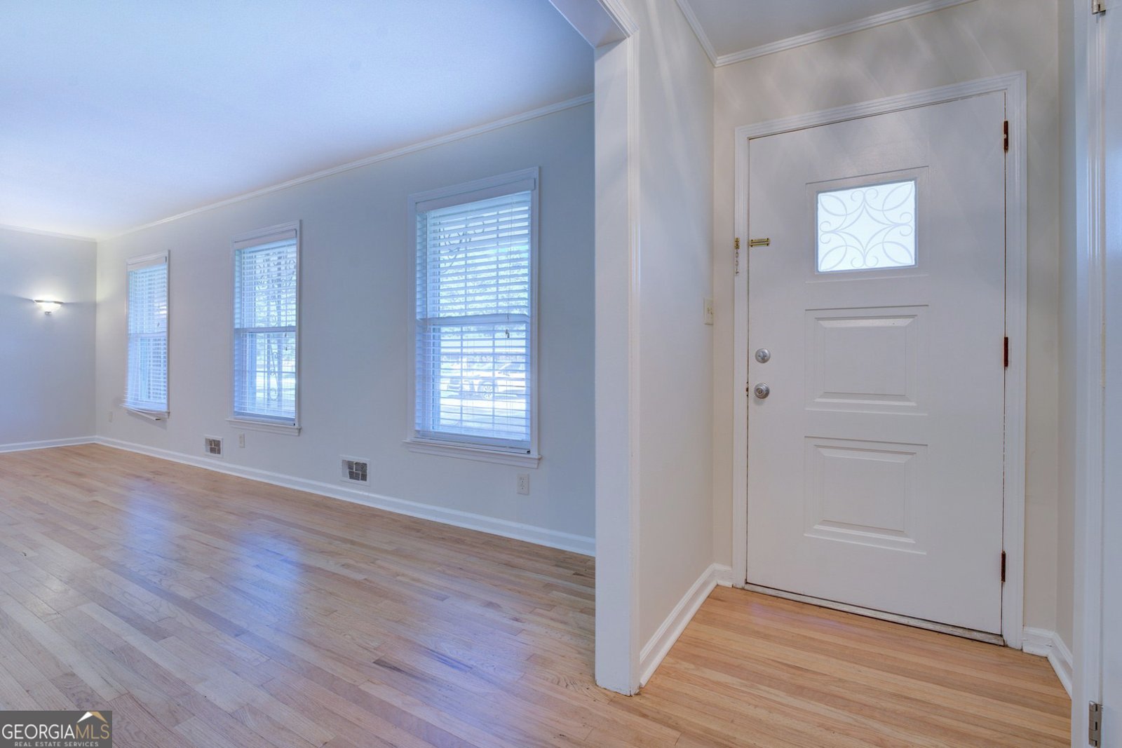5257 Pinecrest Drive Covington - 5