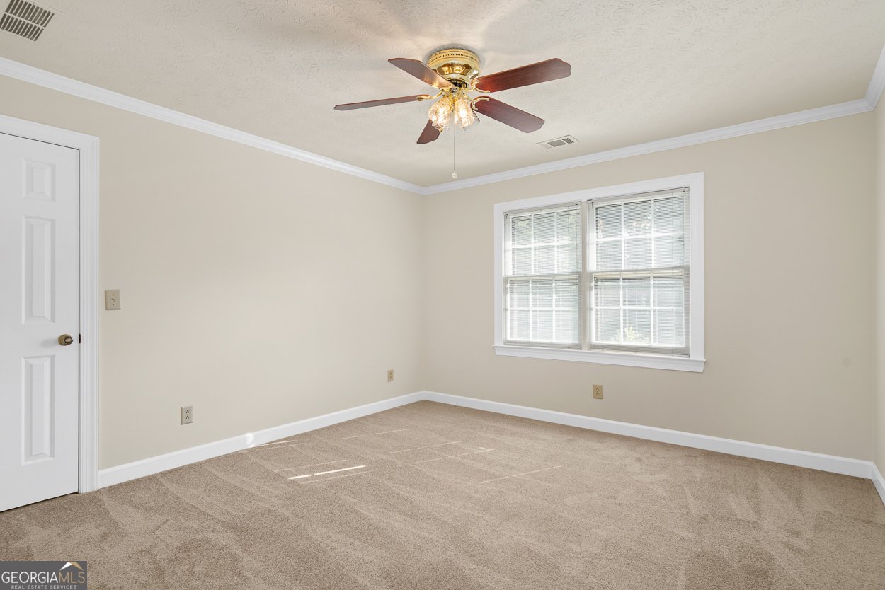 160 Amsterdam Drive Lilburn - 7