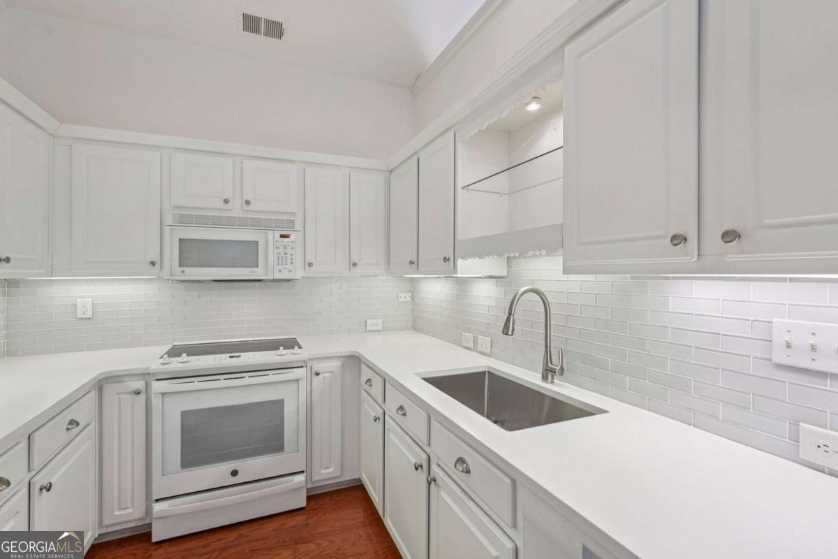 328 Camry Circle Dallas - 15