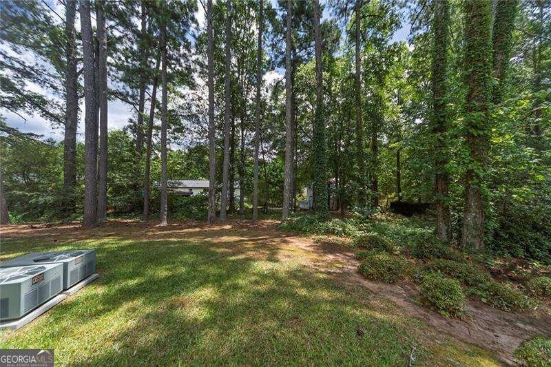 4003 Lindley Drive Powder Springs - 35