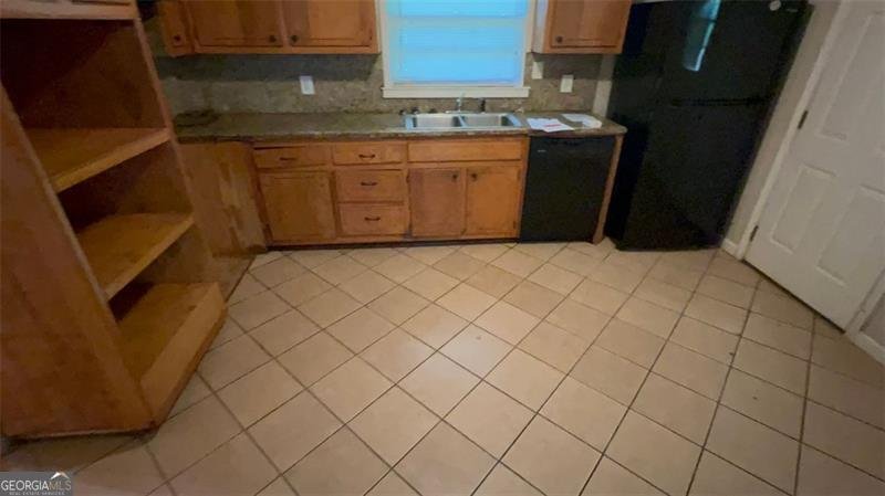 4853 PINE SHADOWS Stone Mountain - 3