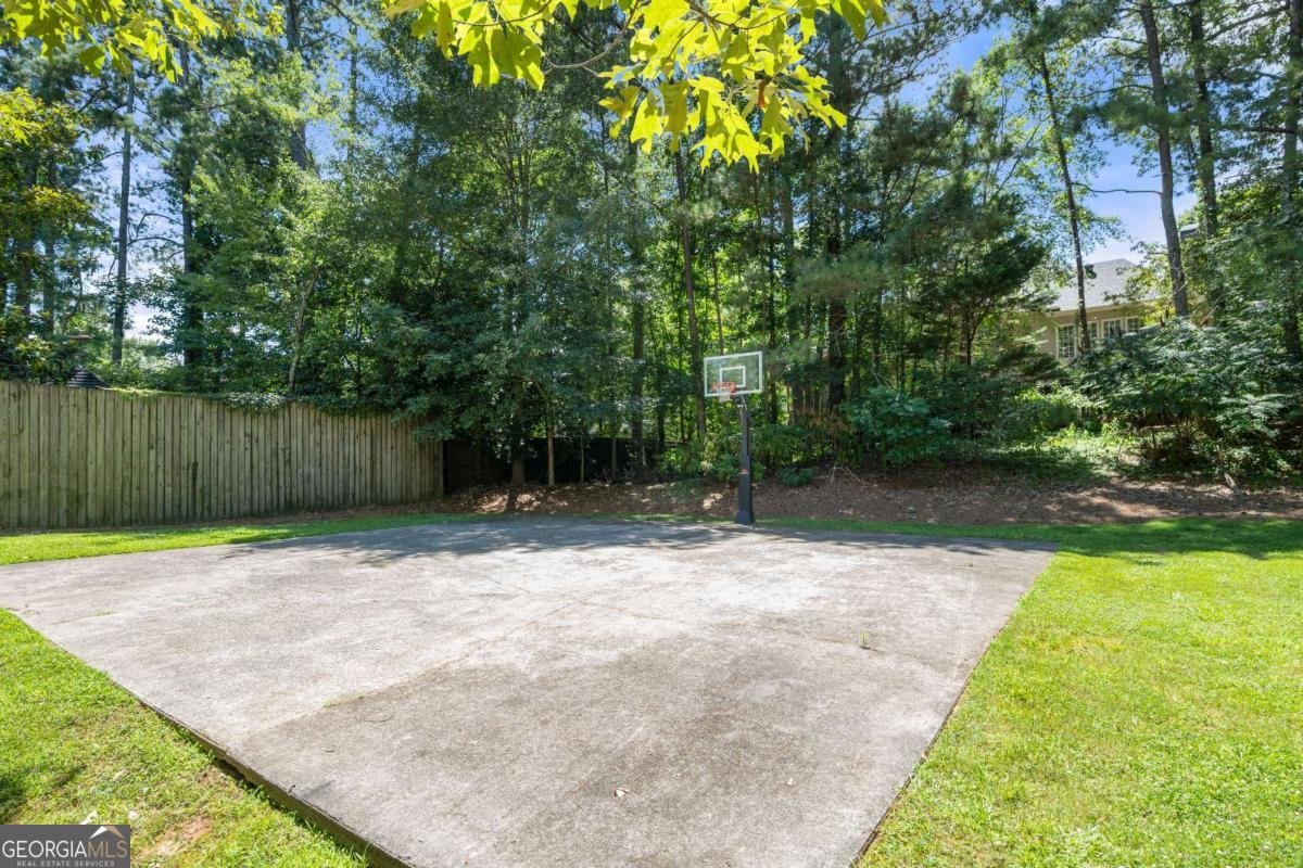 3334 Trails End Road Roswell - 14