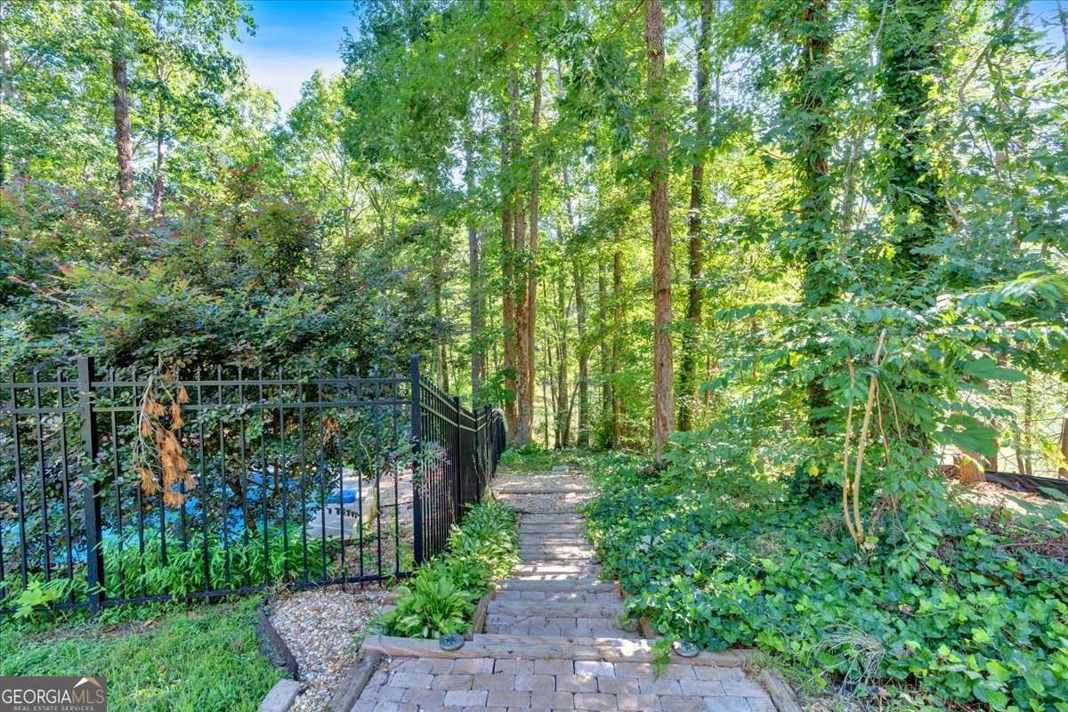 3044 Cypress Cove Ball Ground - 51