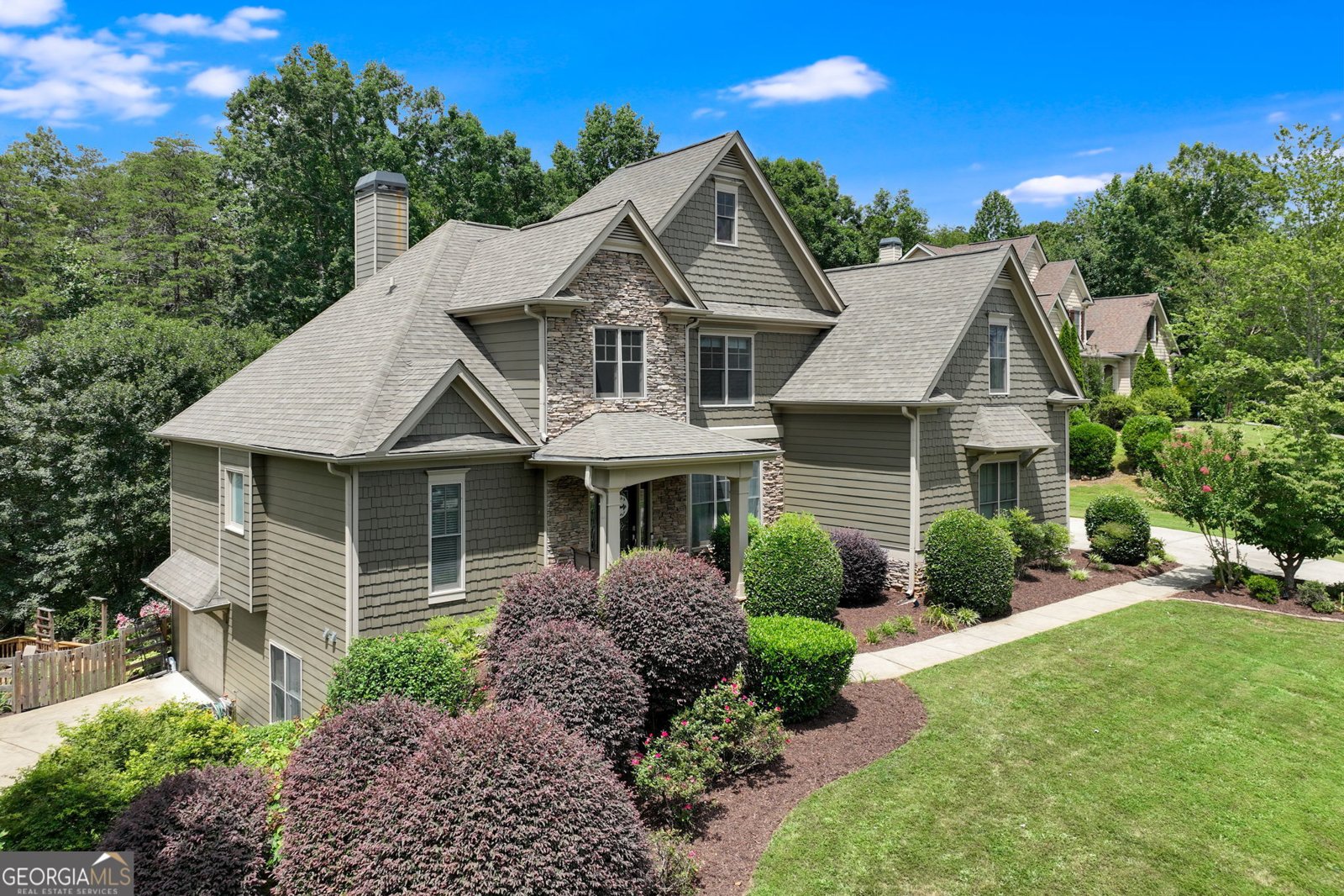 5725 Ridgewater Drive Gainesville - 23