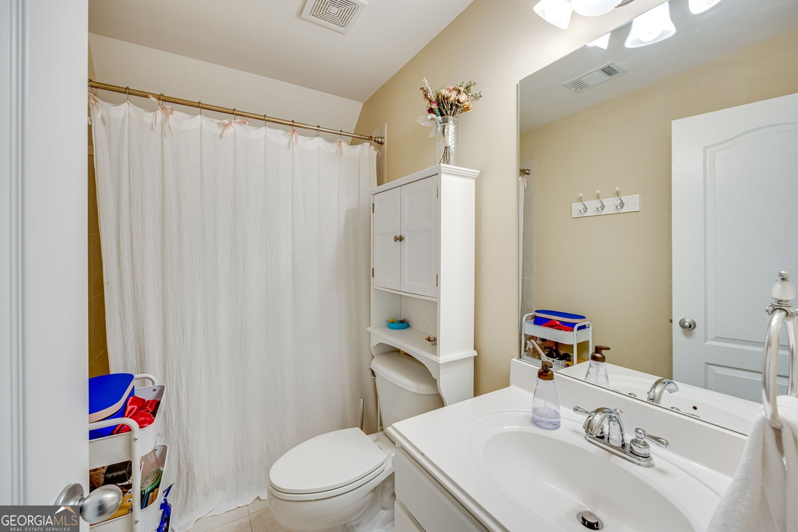 5725 Ridgewater Drive Gainesville - 48