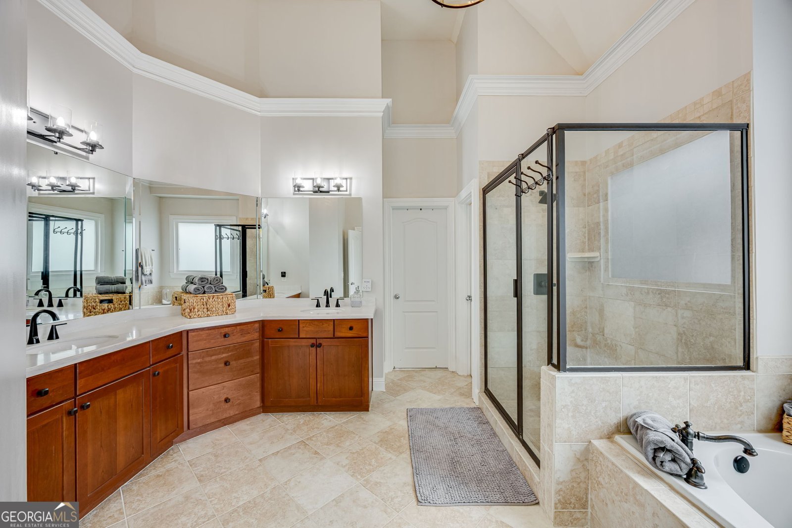 5725 Ridgewater Drive Gainesville - 53